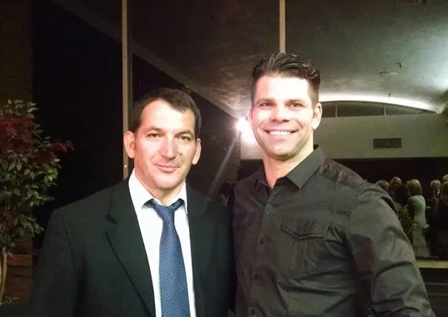 Chad Reilly meets Pyrros Dimas.